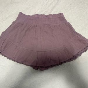 NWT Aeropostale High Waisted Smocked Ruffle Skort Mauve size medium